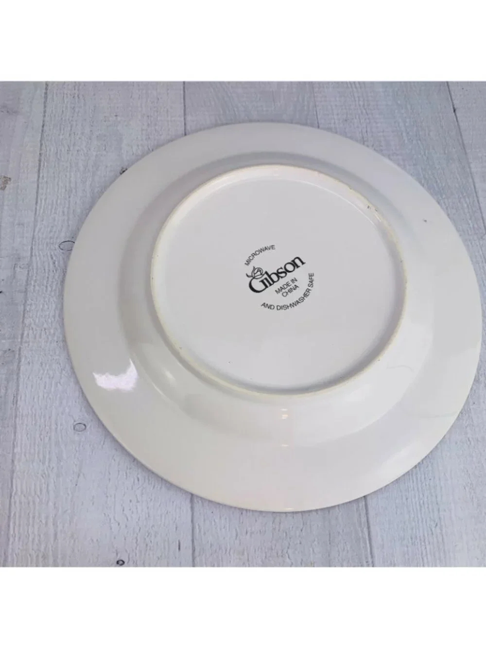 Gibson SNOWMAN Tree Red Block Christmas Stoneware Lunch Salad Plates Set 4